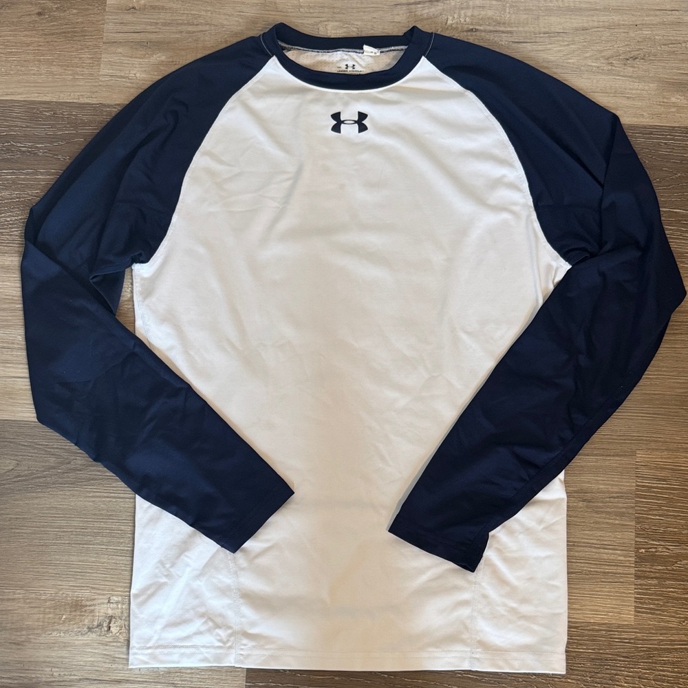 Under Armour Men's Navy and White Long Sleeve Tee- Medium
